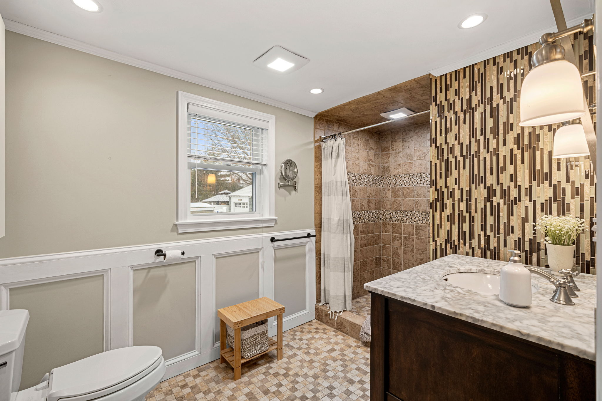 11 Evans Rd, Peabody, MA 01960, USA Photo 40