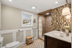 11 Evans Rd, Peabody, MA 01960, USA Photo 39