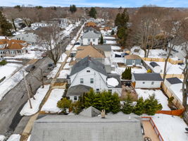 11 Evans Rd, Peabody, MA 01960, USA Photo 4