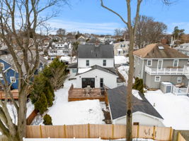 11 Evans Rd, Peabody, MA 01960, USA Photo 6