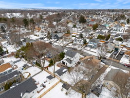11 Evans Rd, Peabody, MA 01960, USA Photo 8