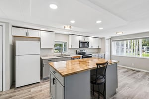 Florence Blvd-S2309-017.jpg