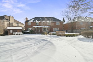11 Glenarden Crescent