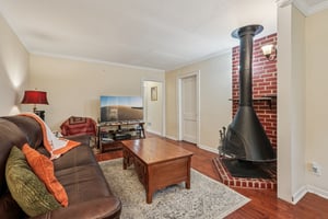 Hustis Rd-S0609-007.jpg