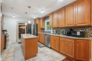 Hustis Rd-S0609-010.jpg