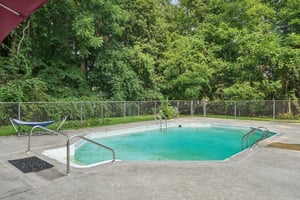 Hustis Rd-S0609-024r.jpg