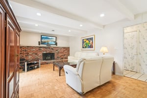 Kendall Dr-S0509-055.jpg