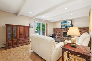 Kendall Dr-S0509-056.jpg