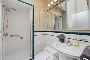  Photo 30