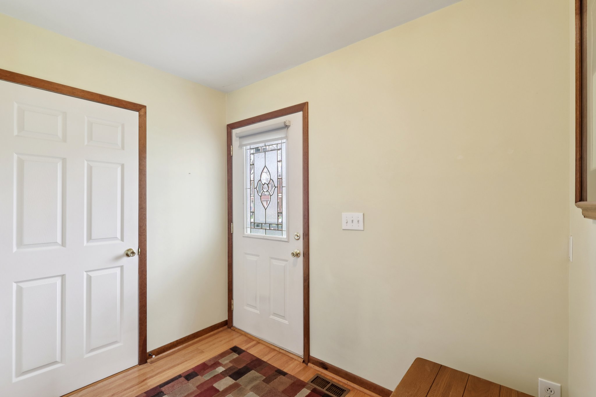 Mill St-S2003-005.jpg