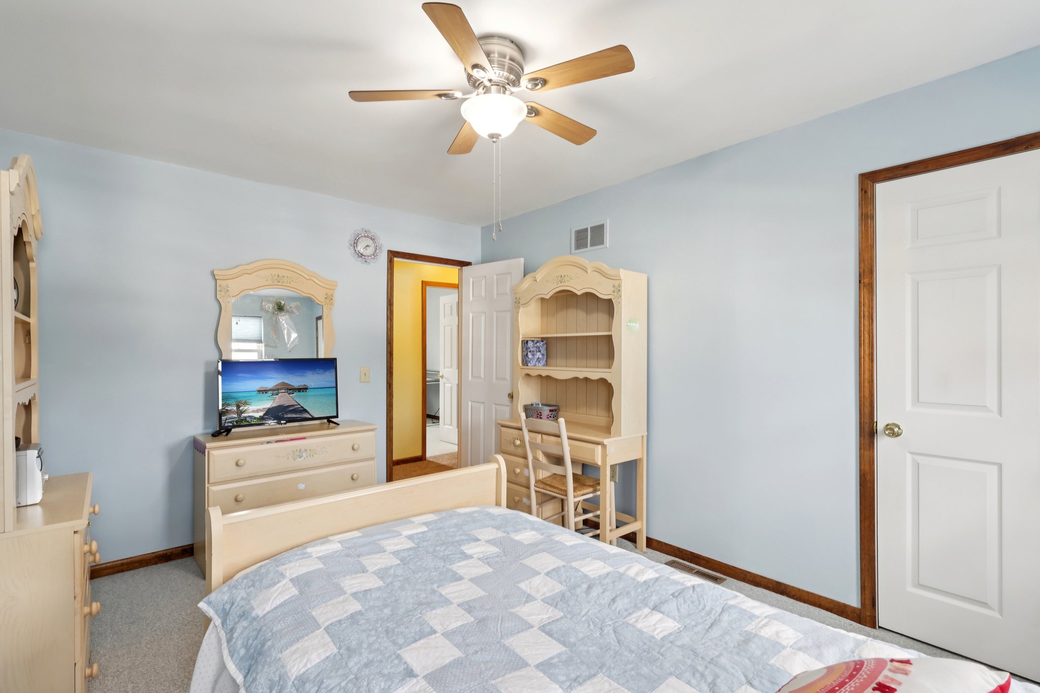 Mill St-S2003-024.jpg