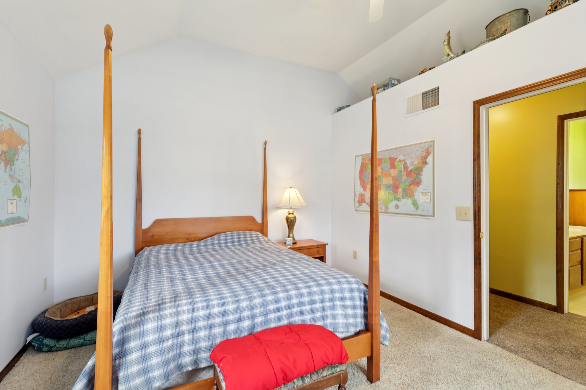 Mill St-S2003-028.jpg