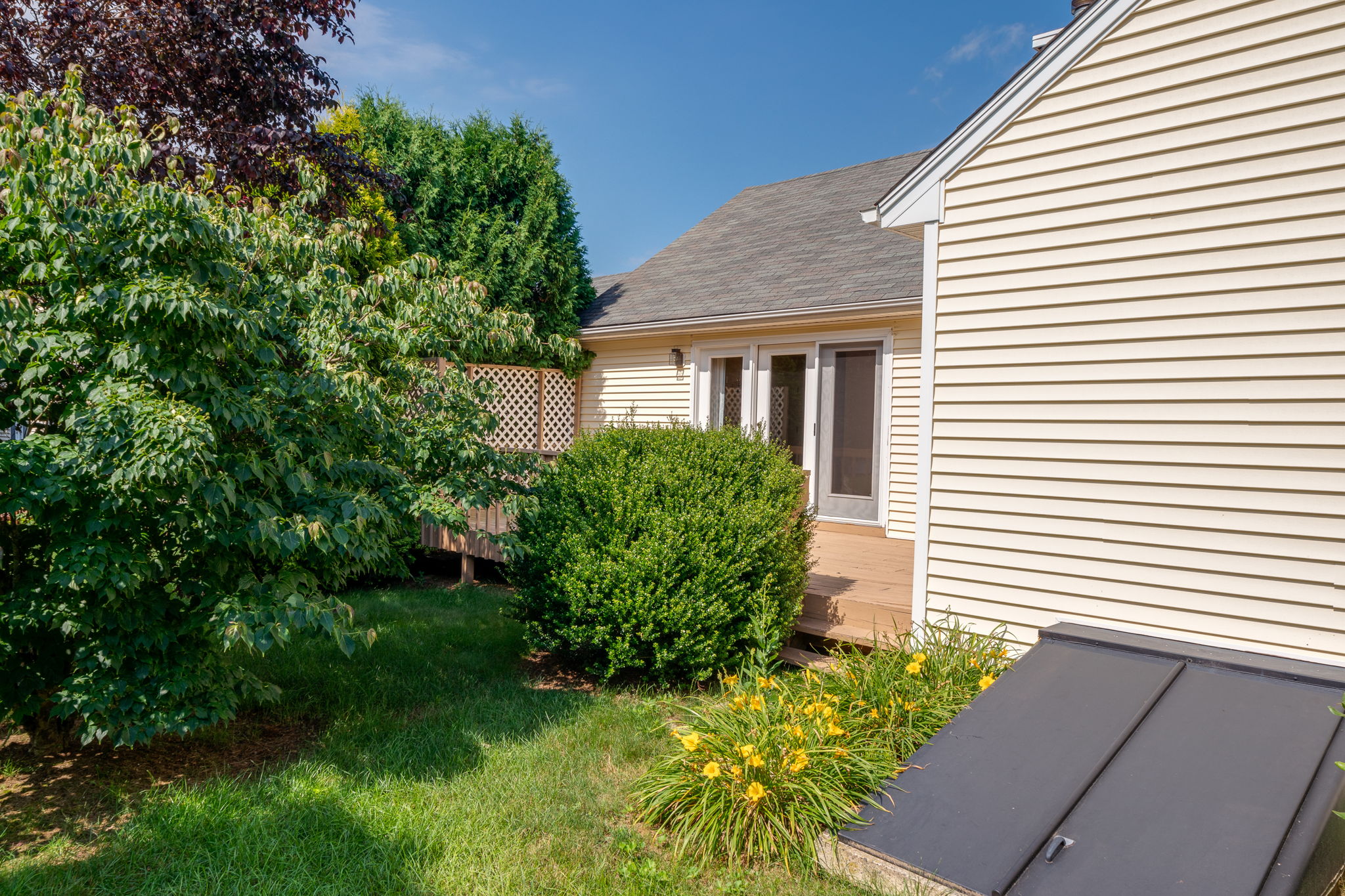  11 Mohegan Square, Mansfield, CT 06250, US Photo 48