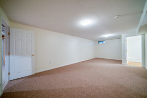  11 Mohegan Square, Mansfield, CT 06250, US Photo 32
