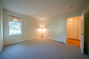  11 Mohegan Square, Mansfield, CT 06250, US Photo 17