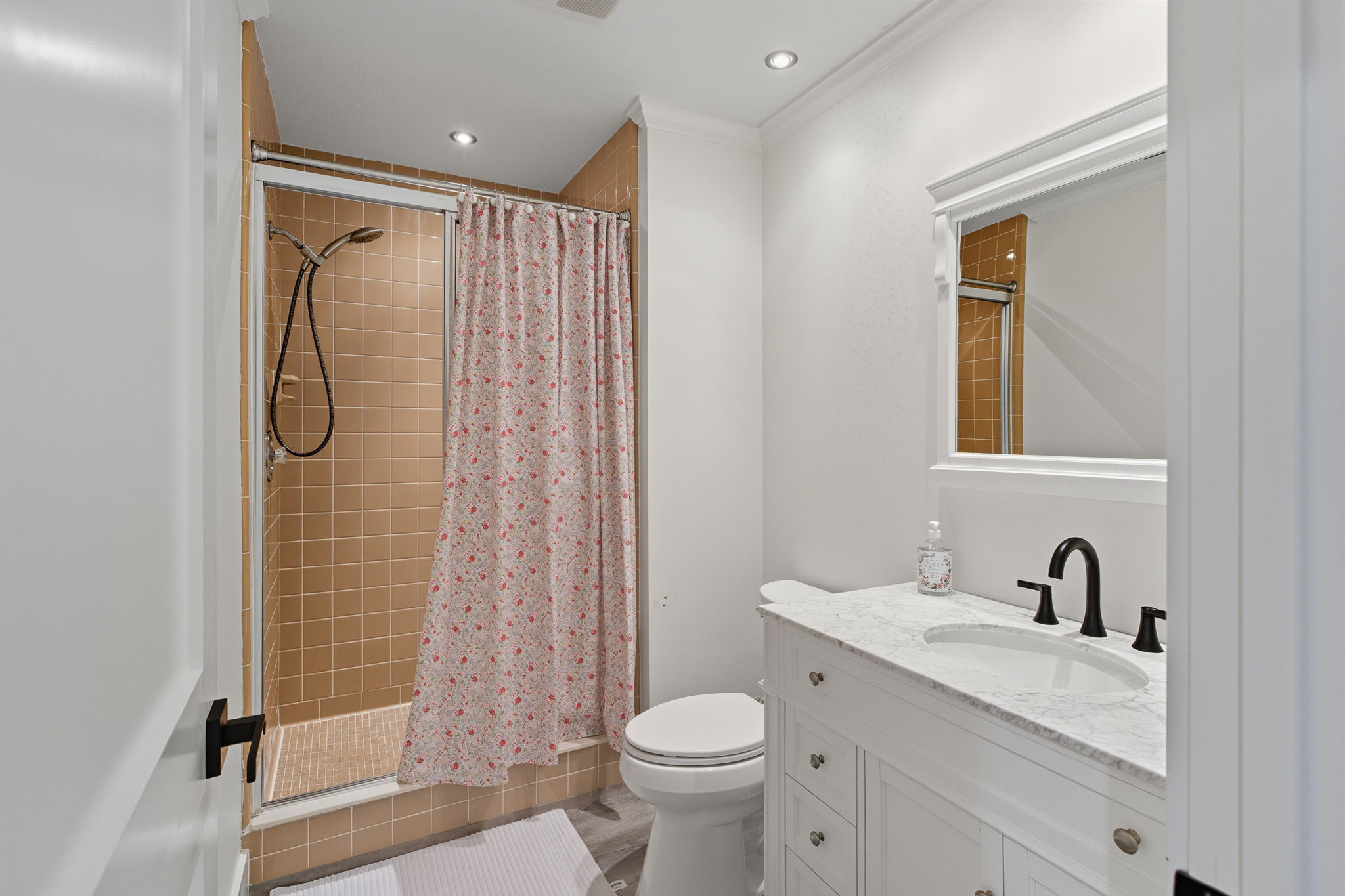 Hall bathroom that serves Bunkroom and guests.