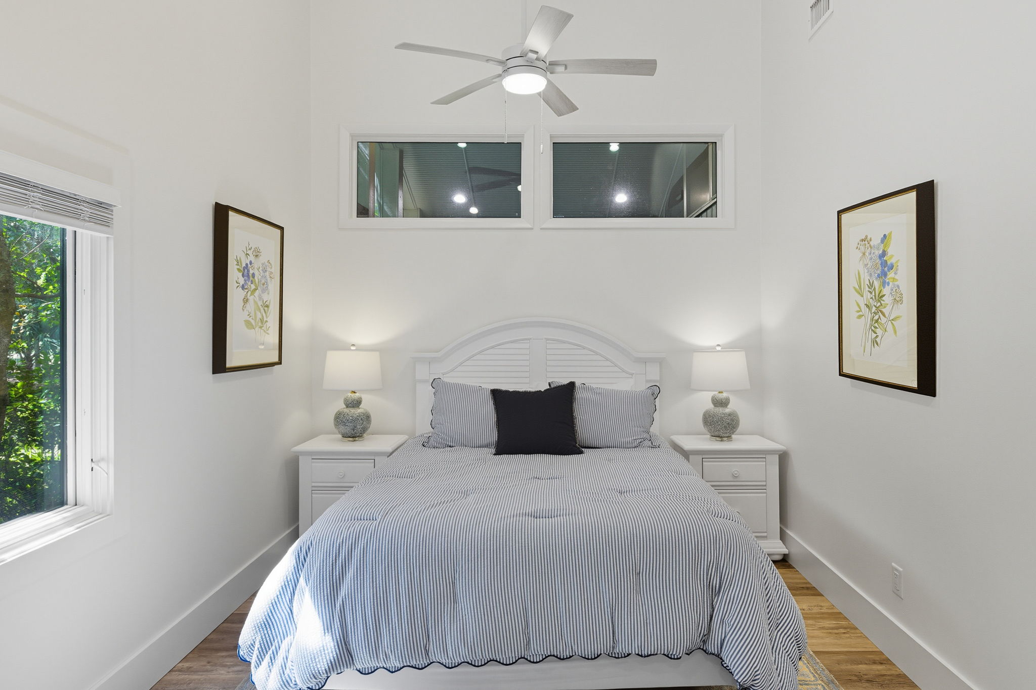 Guest Bedroom 2 with Queen bed.