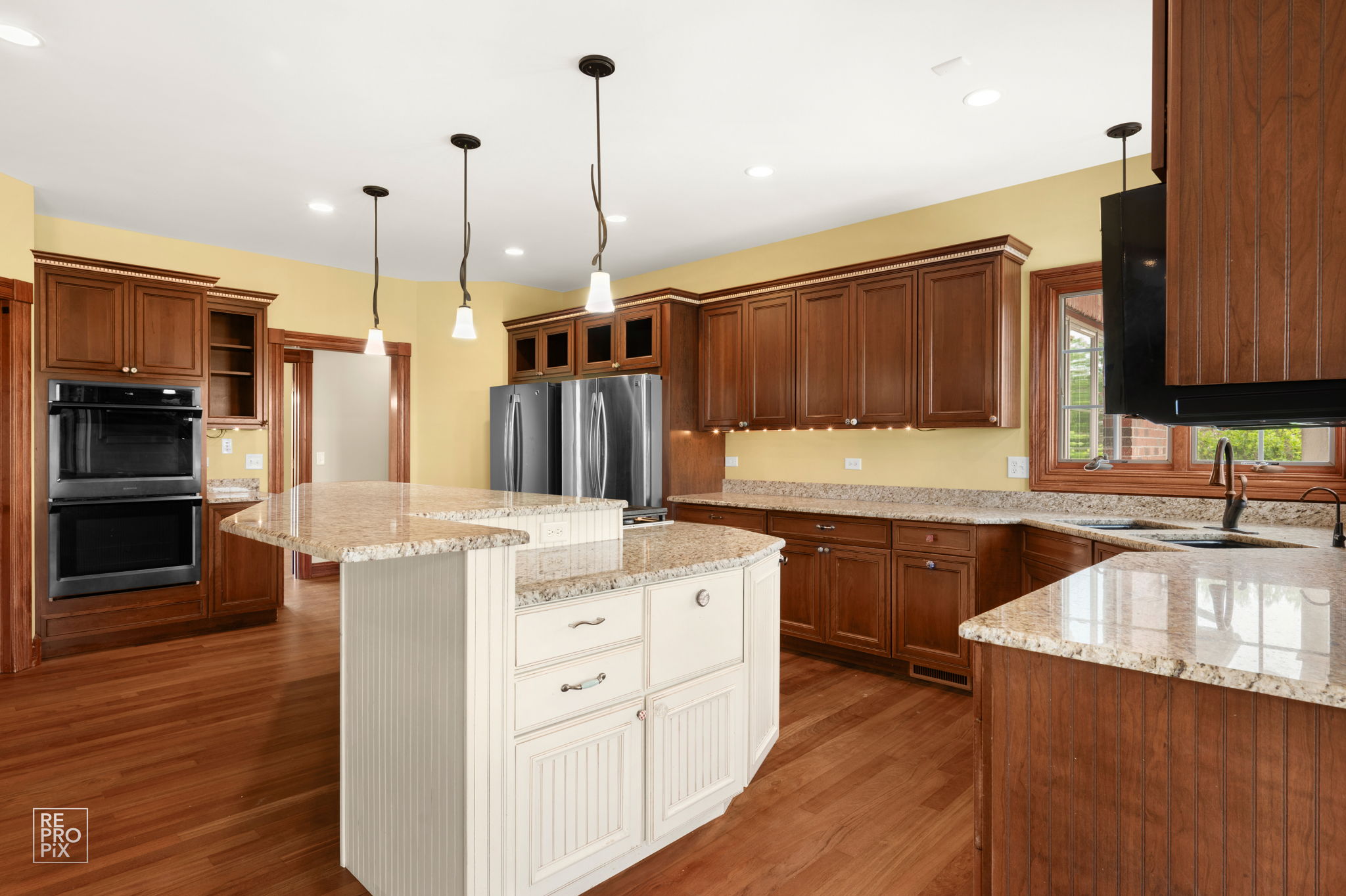 11N720 Muirhead Rd, Elgin, IL 60124_017