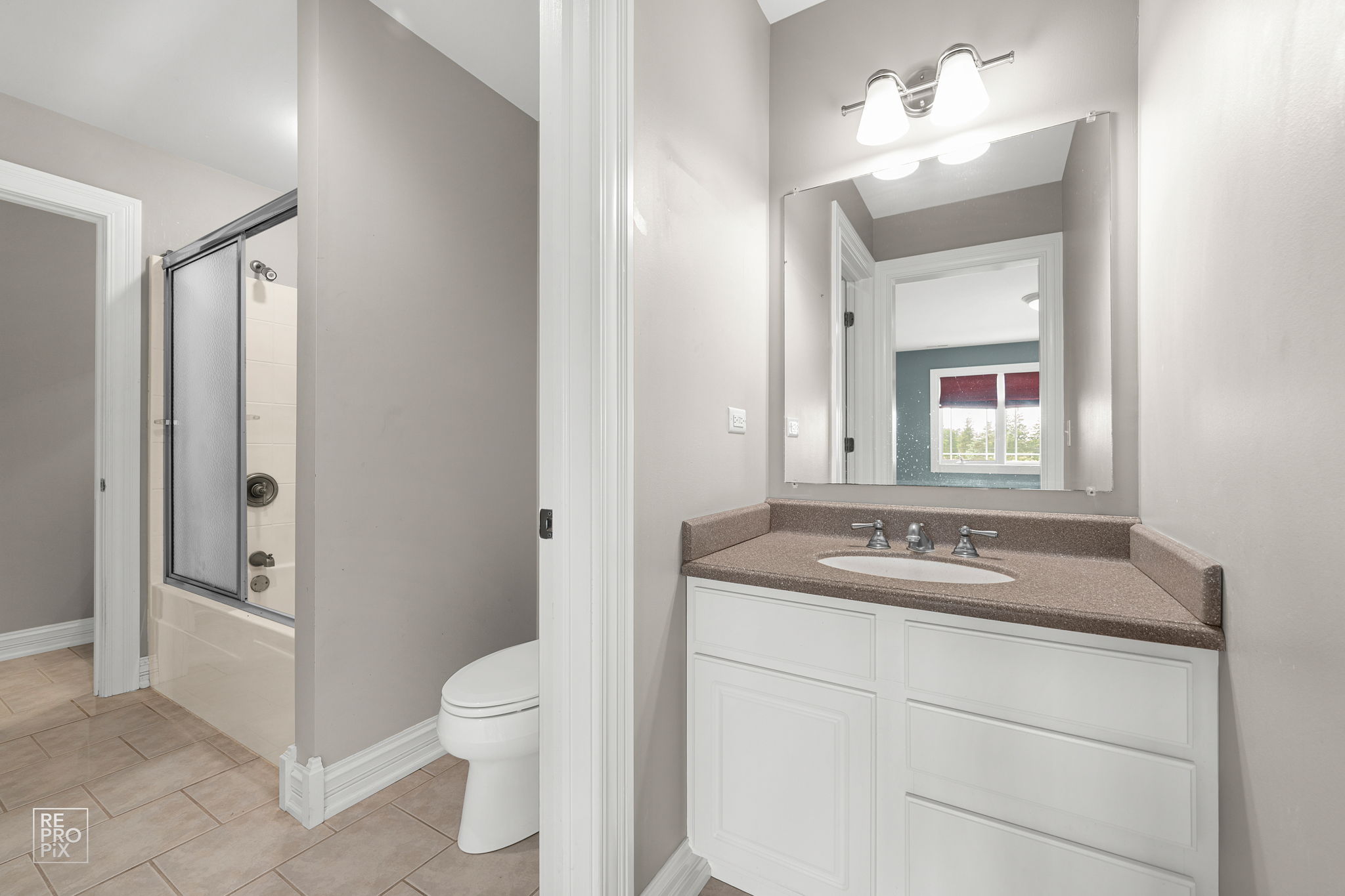 11N720 Muirhead Rd, Elgin, IL 60124_032