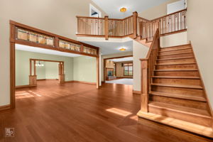 11N720 Muirhead Rd, Elgin, IL 60124_008
