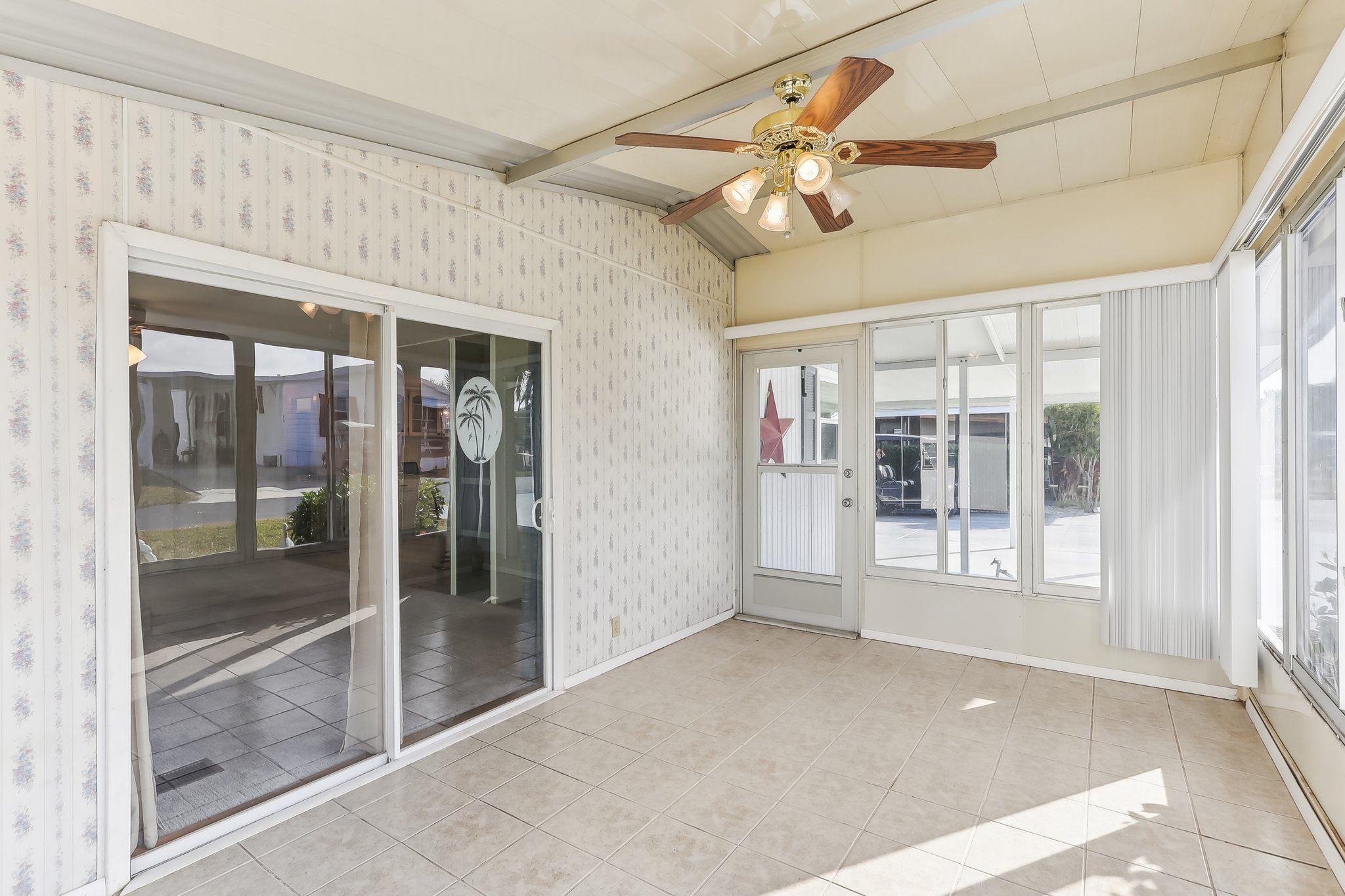 Orangewood Dr-033.jpg