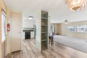 Orangewood Dr-014.jpg