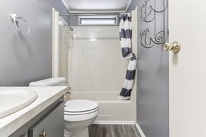 Orangewood Dr-021.jpg