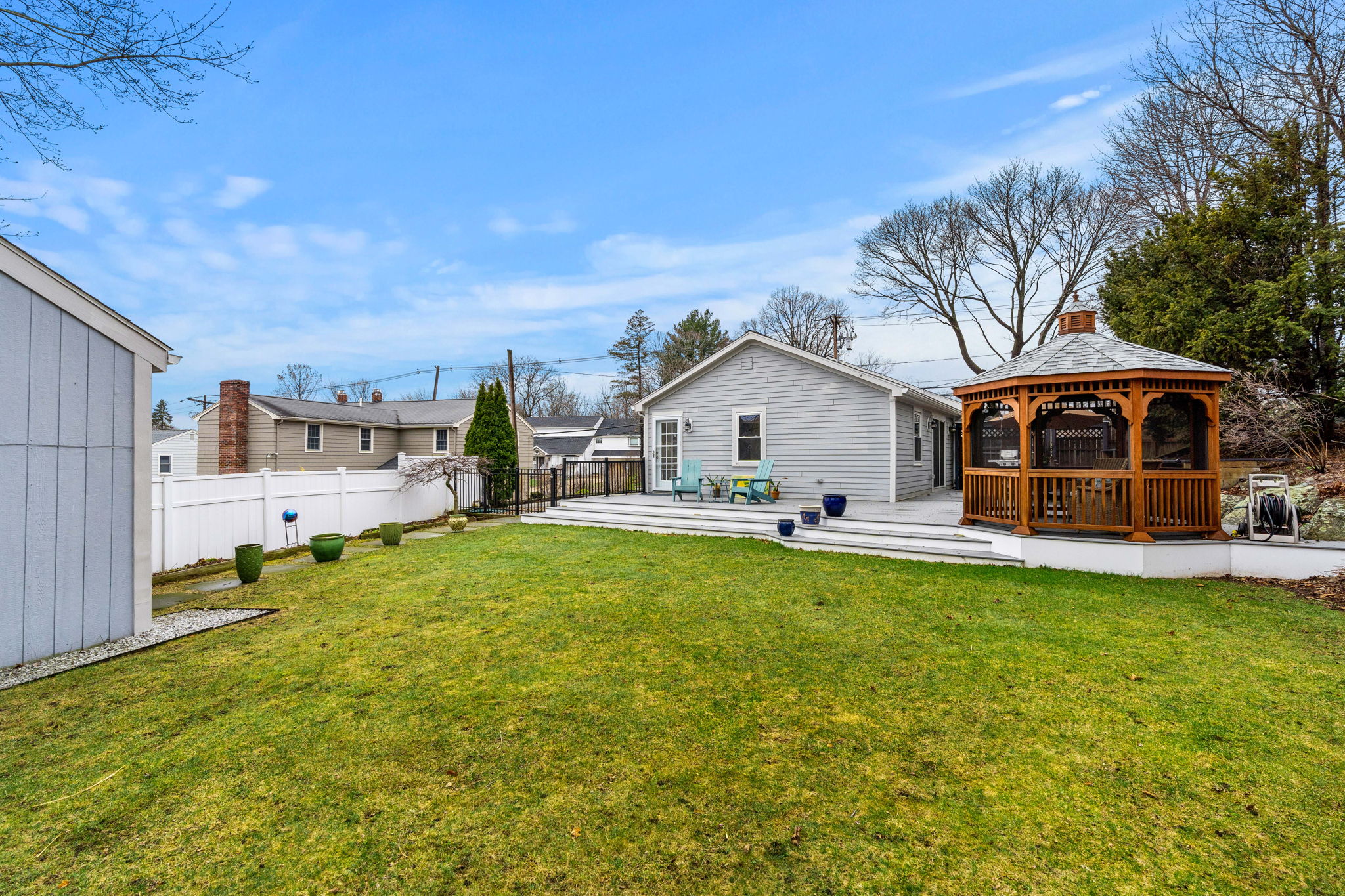 11 Ridge St, Winchester, MA 01890, USA Photo 10