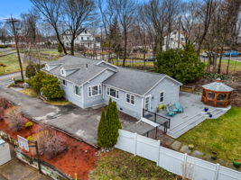 11 Ridge St, Winchester, MA 01890, USA Photo 18