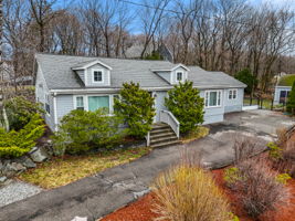 11 Ridge St, Winchester, MA 01890, USA Photo 19