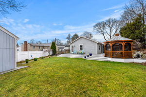 11 Ridge St, Winchester, MA 01890, USA Photo 9