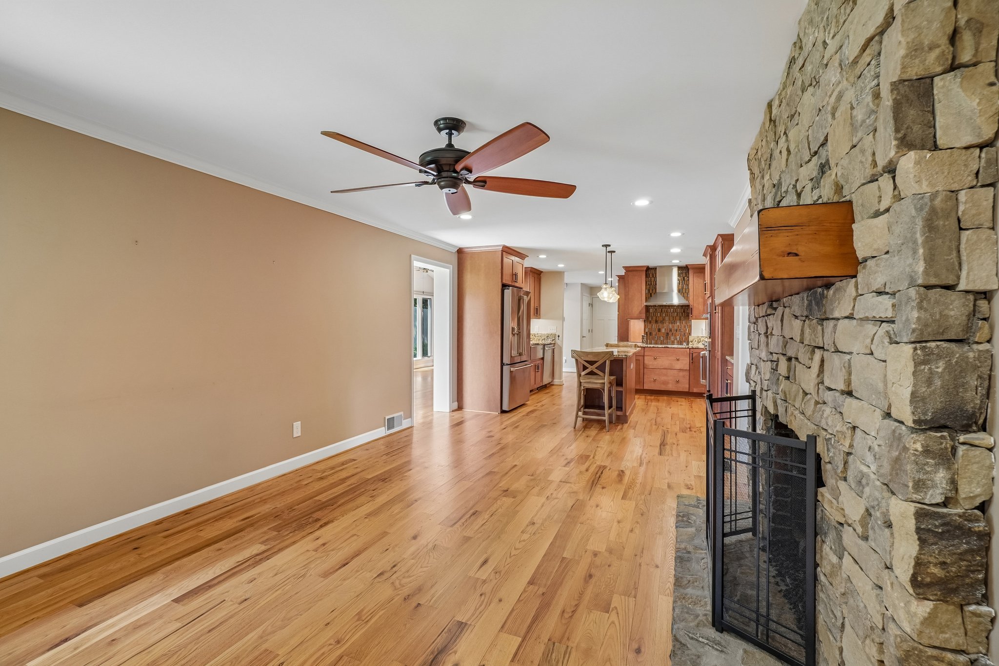 Ridgewood Ave-S1308-009.jpg