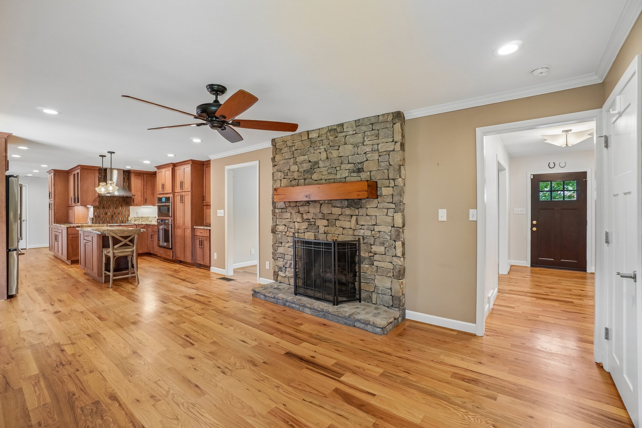 Ridgewood Ave-S1308-010.jpg