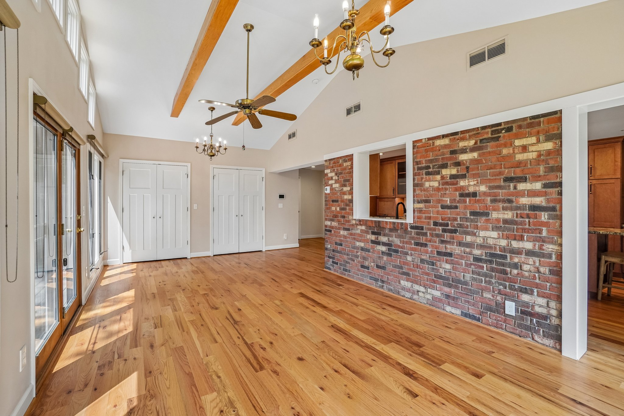 Ridgewood Ave-S1308-014.jpg