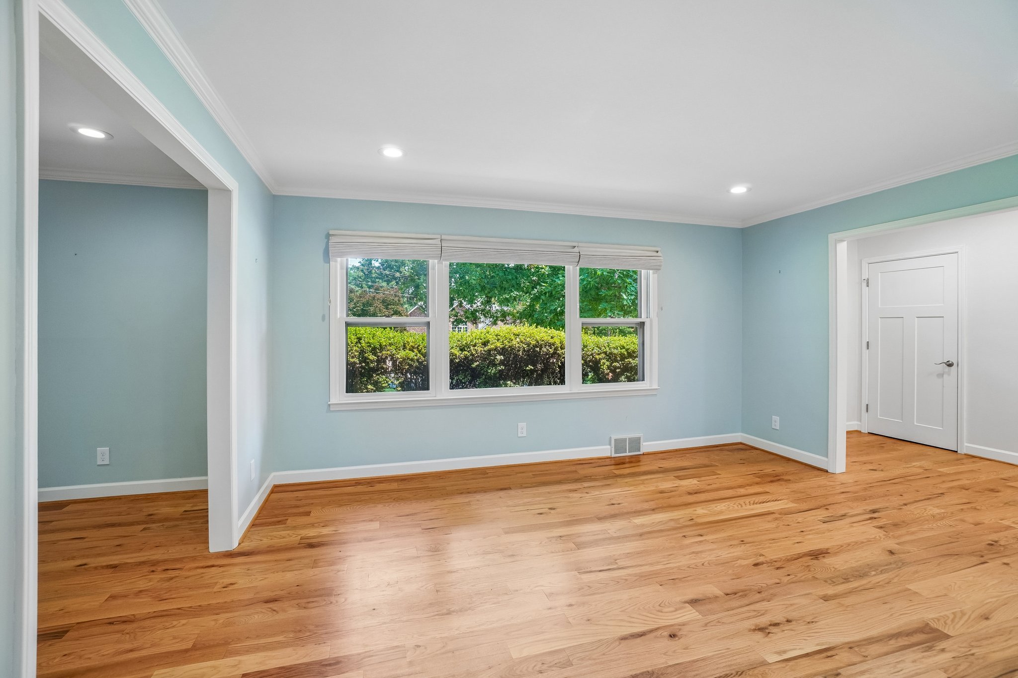 Ridgewood Ave-S1308-025.jpg