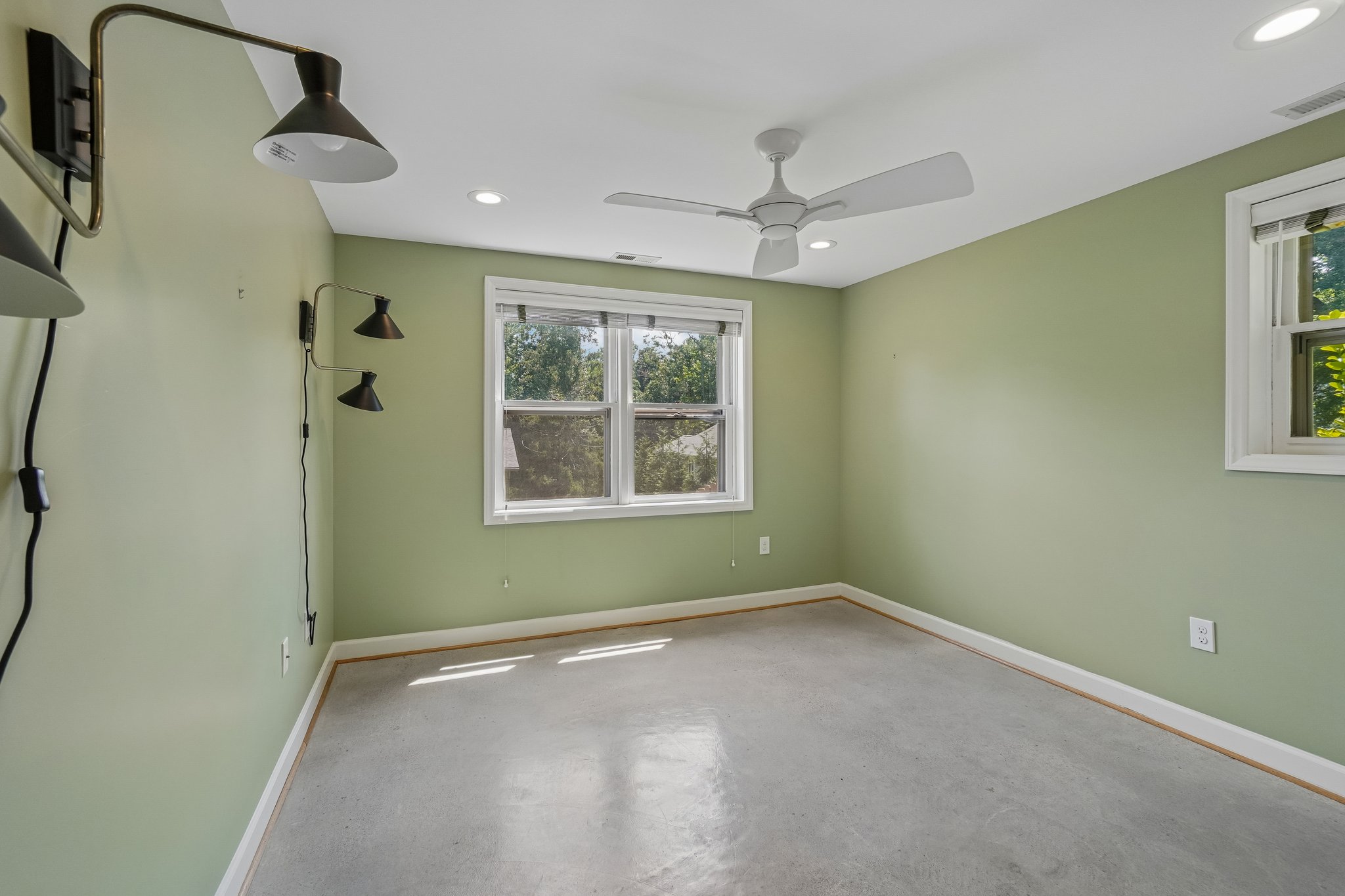 Ridgewood Ave-S1308-041.jpg