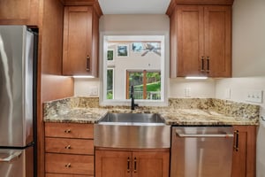 Ridgewood Ave-S1308-023.jpg