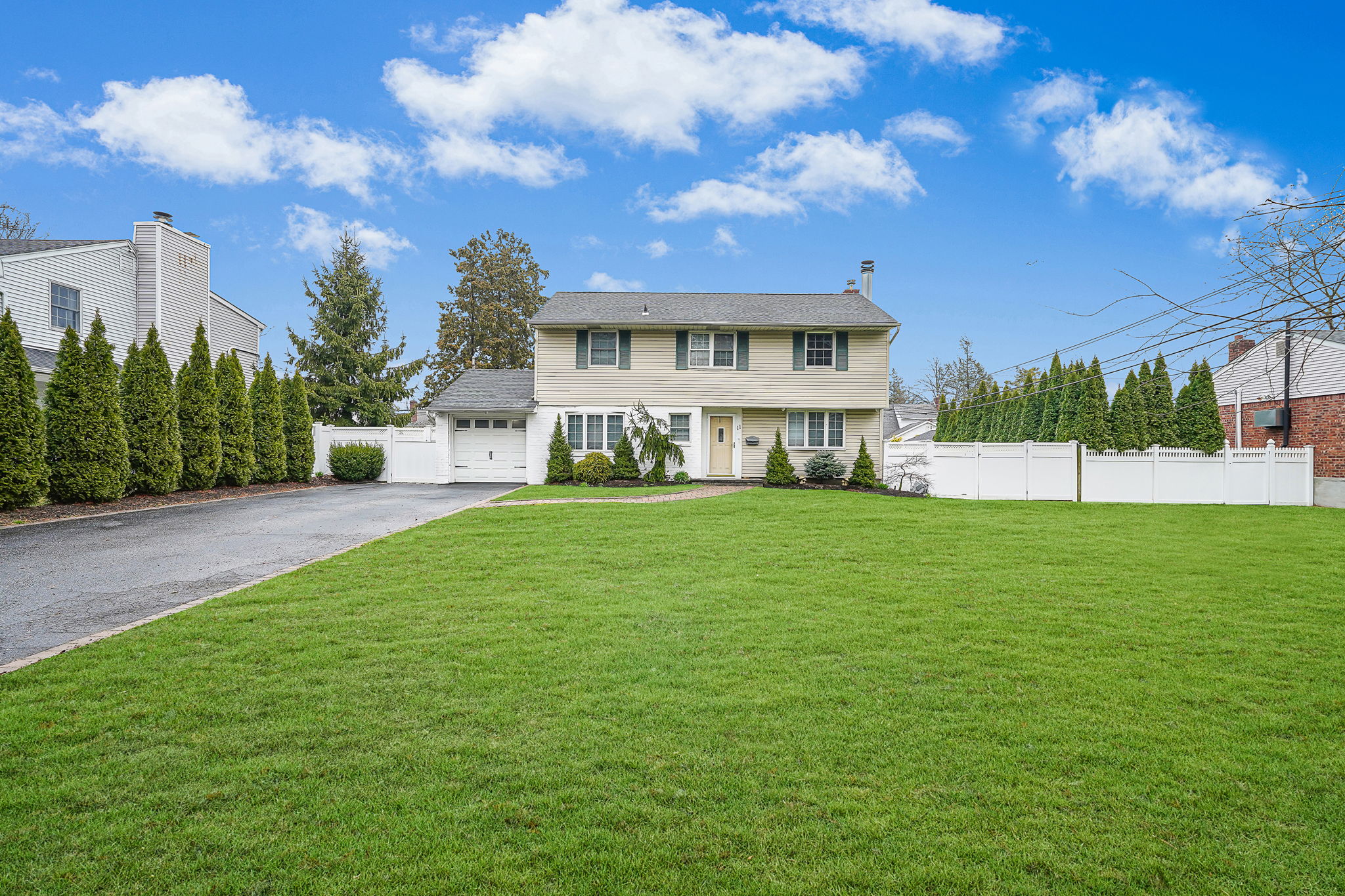 11 Rumford Rd, Kings Park, NY 11754 EPM Real Estate Photography