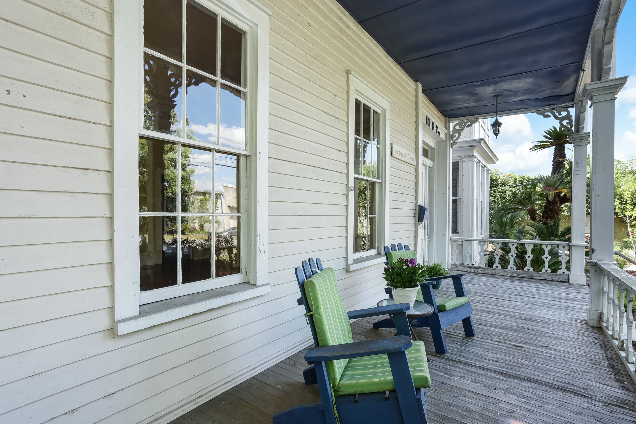 Over-sized covered porch