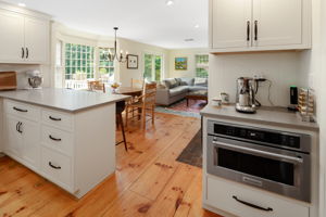  11 S Pleasant St, Hingham, MA 02043, US Photo 10