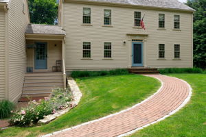  11 S Pleasant St, Hingham, MA 02043, US Photo 7