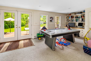  11 S Pleasant St, Hingham, MA 02043, US Photo 40