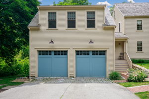  11 S Pleasant St, Hingham, MA 02043, US Photo 6