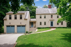  11 S Pleasant St, Hingham, MA 02043, US Photo 2