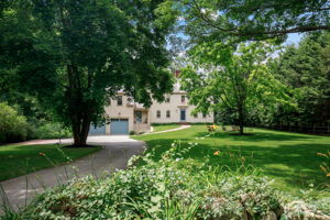  11 S Pleasant St, Hingham, MA 02043, US Photo 1