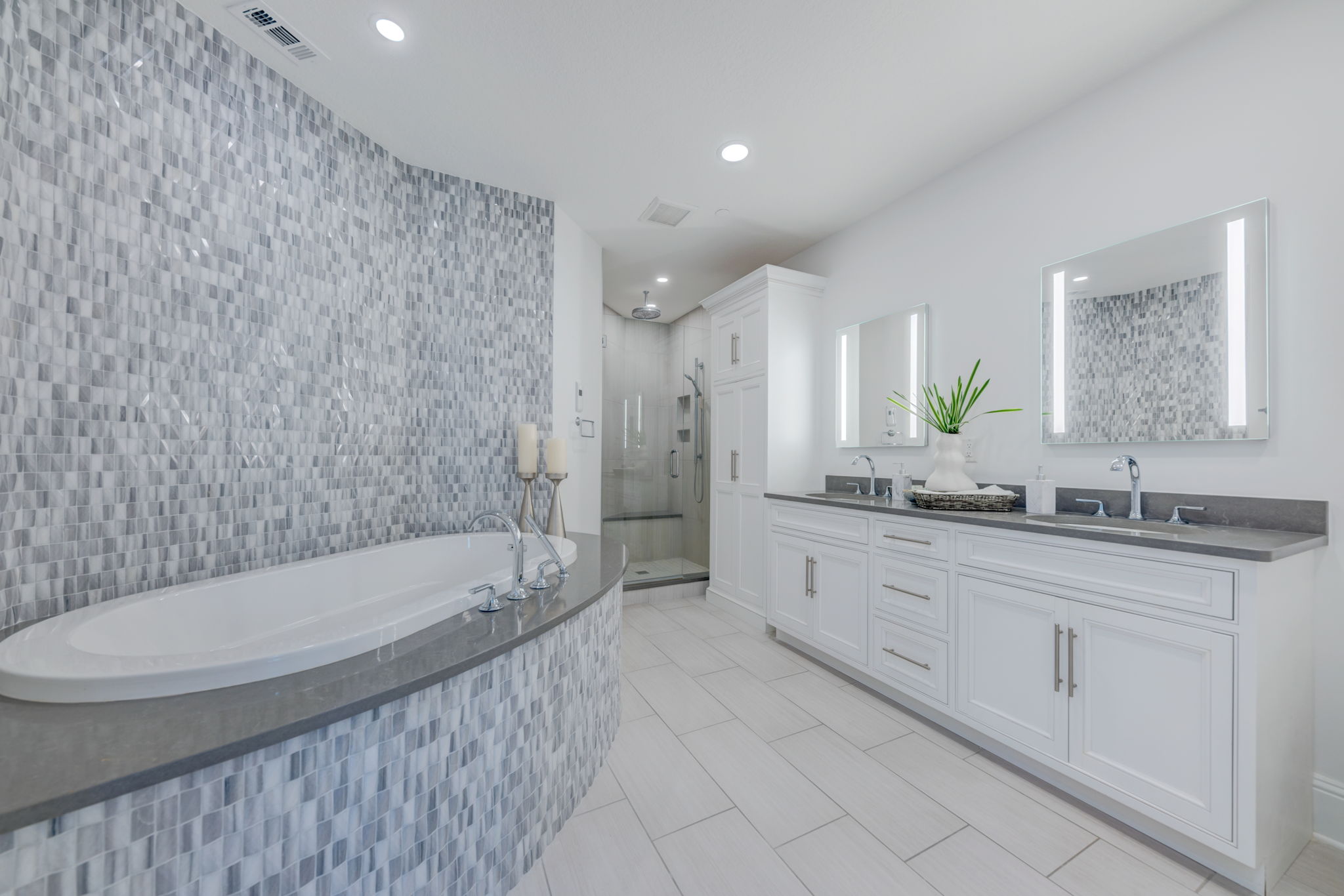 Master Bathroom1a