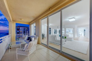 Balcony3