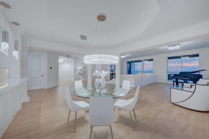 Dining Room2b