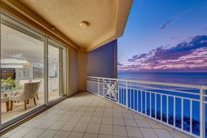 Kitchen Balcony1c