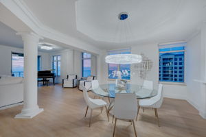 Dining Room1c